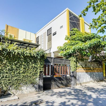 Spot On 91745 Rumah Kost Gresik Syariah Exteriér fotografie
