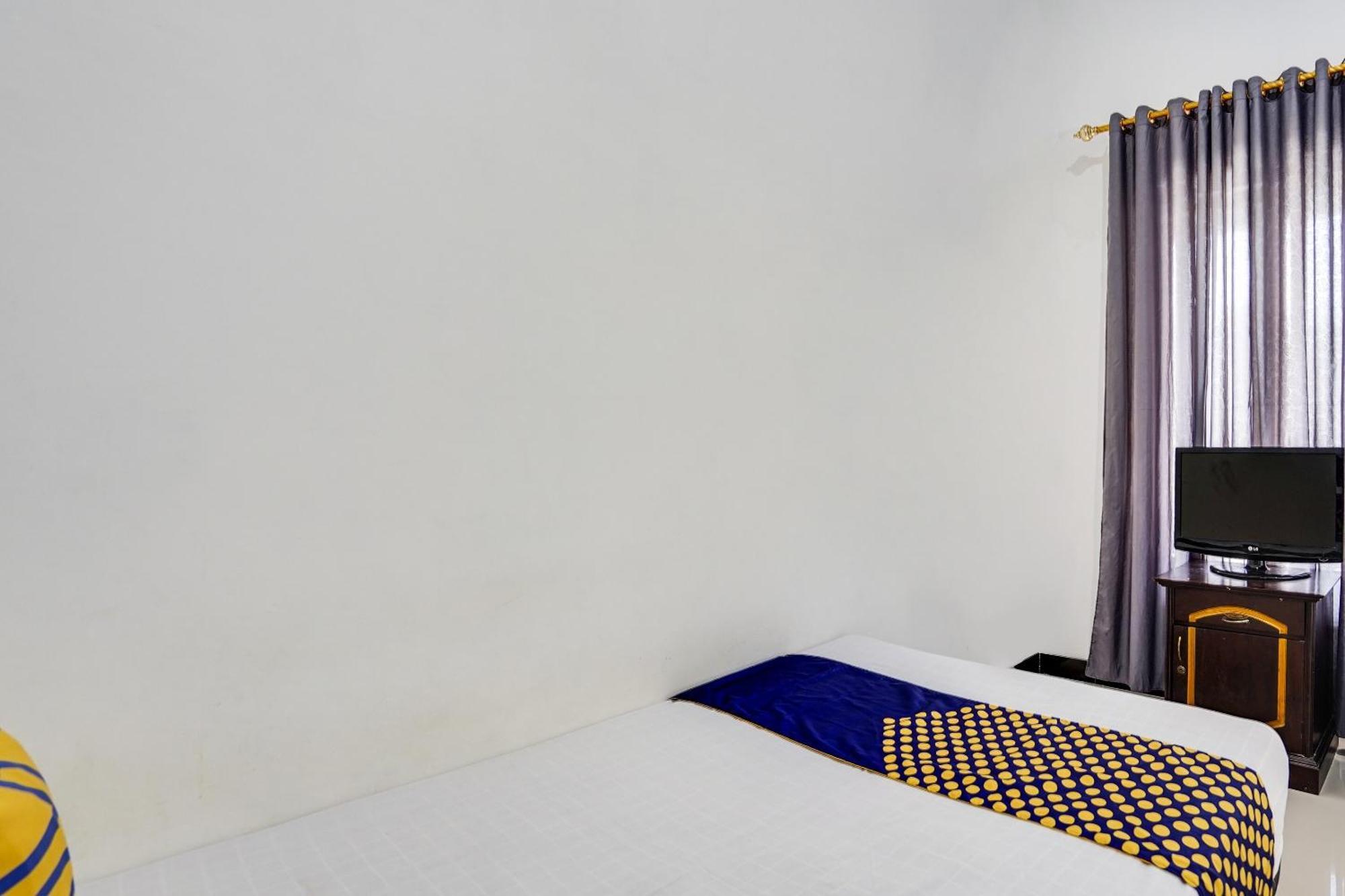 Spot On 91745 Rumah Kost Gresik Syariah Exteriér fotografie